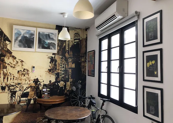 Vintage Inn Boutique Capsule @ Little India Singapore