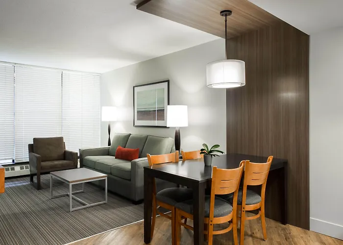 West Coast Suites At Ubc