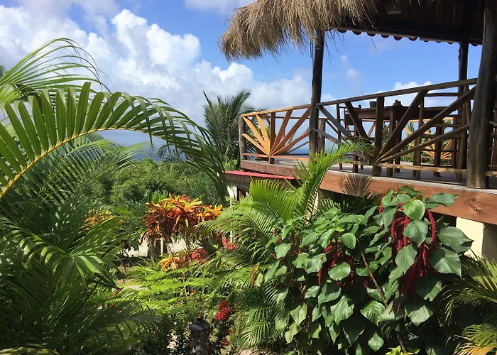 Tet Rouge Resort