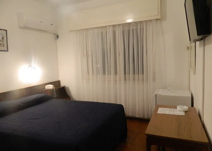 Hotel Dollar