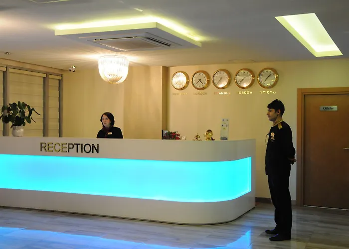 Golden Deluxe Hotel