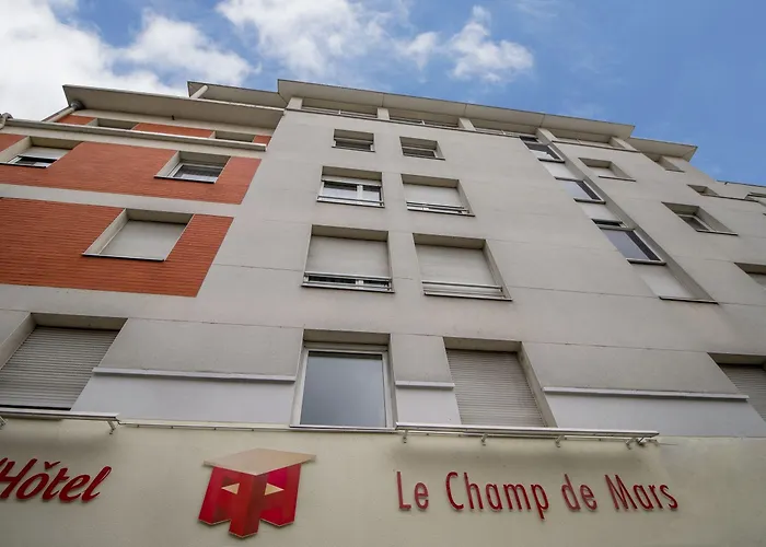 KOSY Appart'hôtel Le Champ De Mars Reims