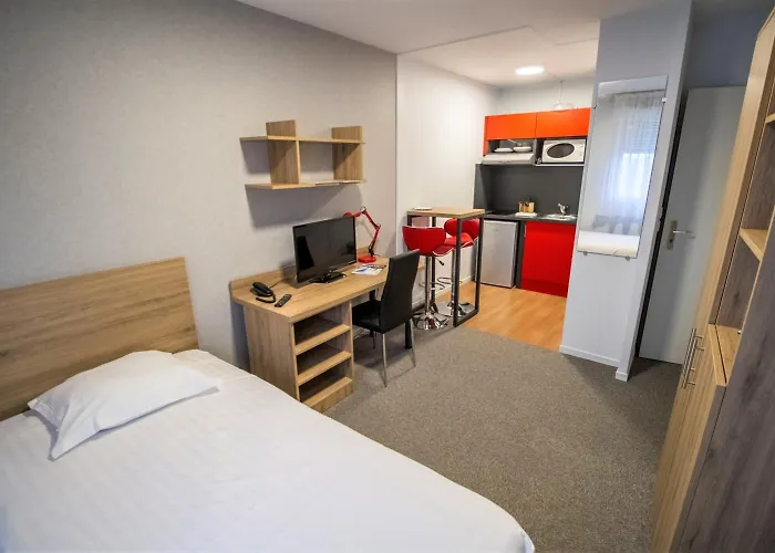 KOSY Appart'hôtel Le Champ De Mars Reims