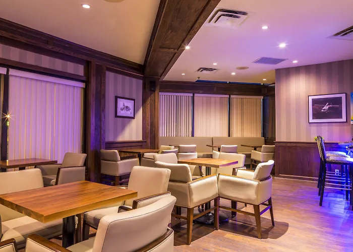 Sinbads Hotel & Suites