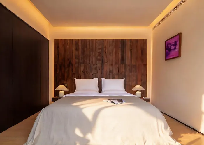Mucheng Xichi Snow Mountain Art Resort Hotel