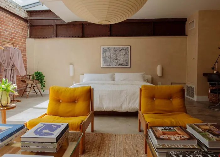 Mane & Saddle Loft