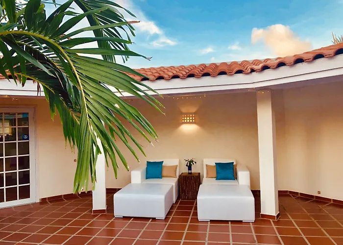 Karibu Aruba Boutique Hotel