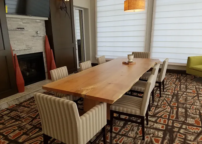 Kozy Hotel Houston North
