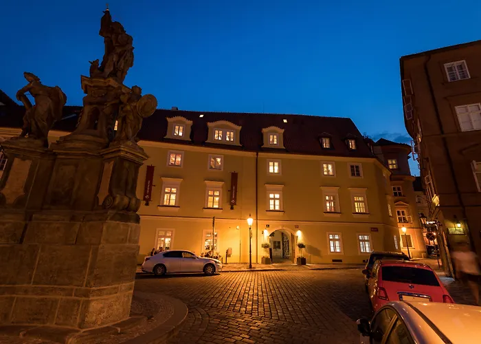 Old Royal Post Boutique Hotel & Premium Suites
