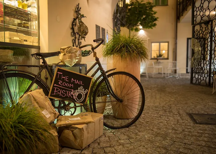 Old Royal Post Boutique Hotel & Premium Suites