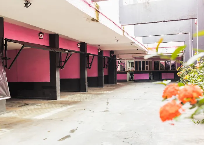 Hotel Avenida (Adults Only)