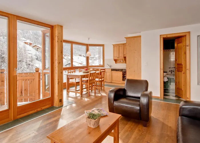 22 Summits Apartments