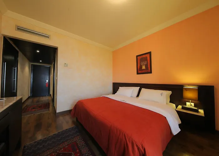 Sunrise Hotel