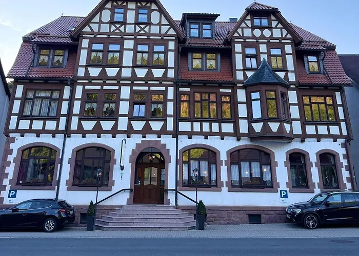 Hotel Zur Hallenburg