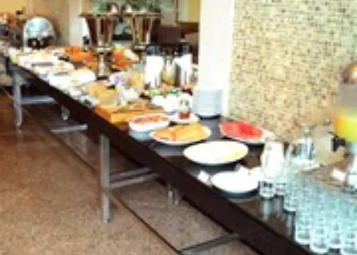 Calhau Praia Hotel