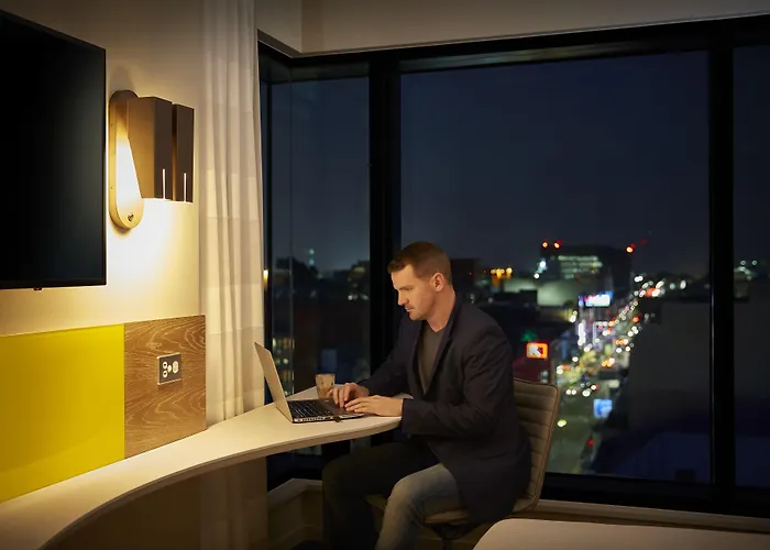 Holiday Inn Express Adelaide City Centre By Ihg