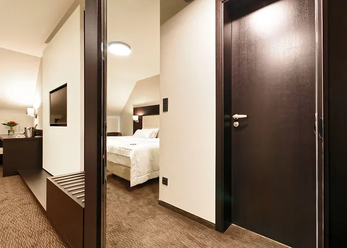Hotel Victory
