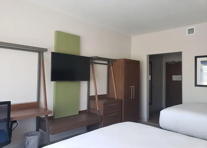 Holiday Inn Express & Suites - Brigham City - North Utah By Ihg