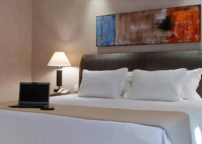 Abayomi Hotel