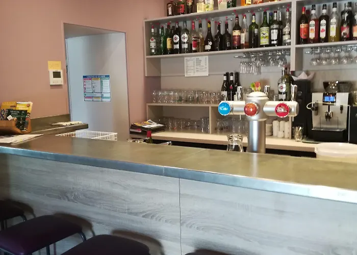 Logis Hotel De La Poste - Chez Cecile