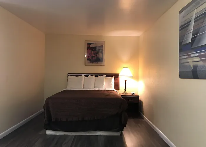 Relax Inn Of Medford