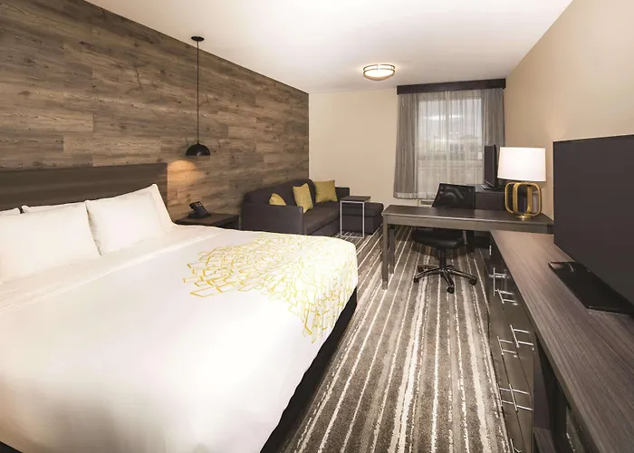La Quinta Inn & Suites By Wyndham Atlanta South - Mcdonough