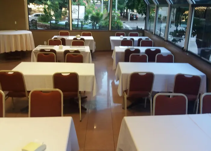 Flat Oeste La Residence
