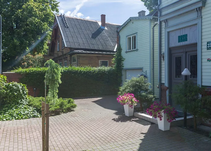Roze Boutique Hotel