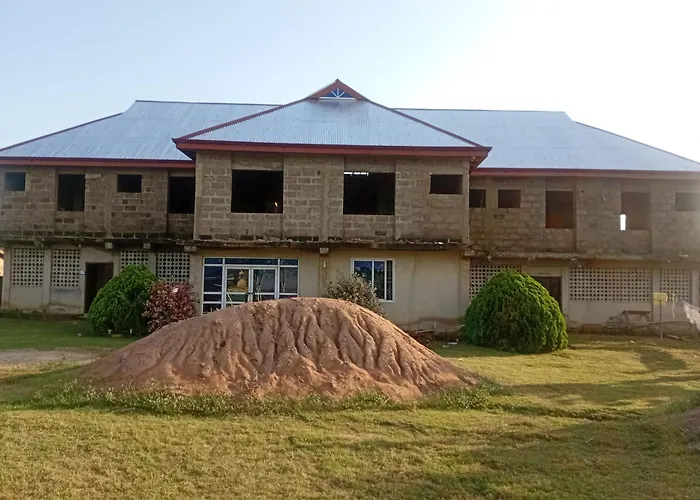 Breazer Lodge