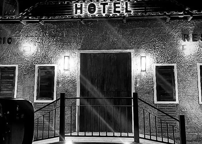 BR 153 Hotel