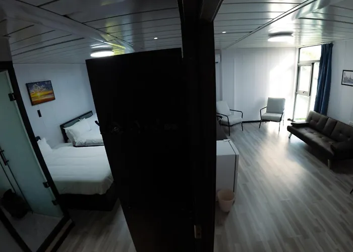 Hotel Laimoa