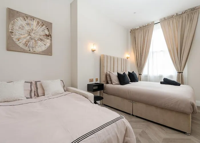 Bold St Aparthotel Book Individually Or Book 8!