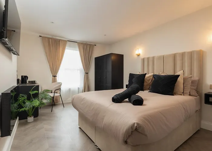 Bold St Aparthotel Book Individually Or Book 8!