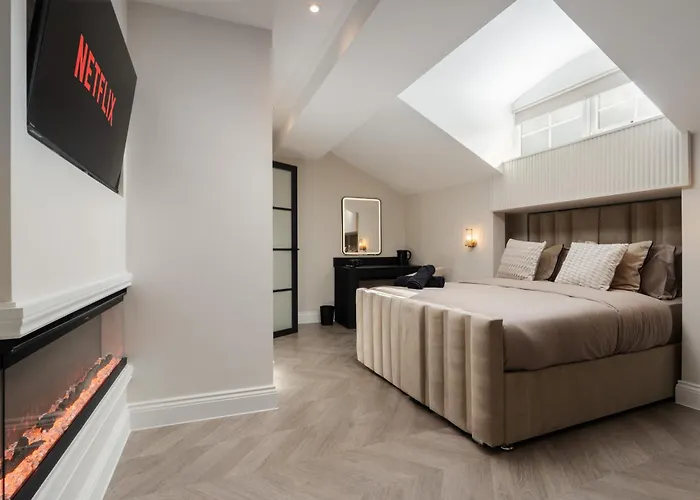 Bold St Aparthotel Book Individually Or Book 8!