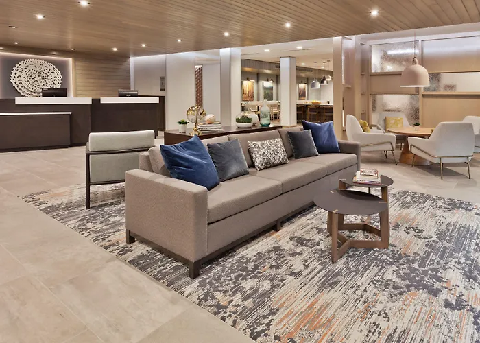 Fairfield Inn & Suites By Marriott Birmingham Colonnade