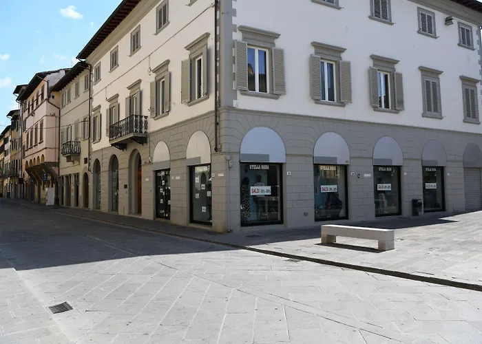 Palazzo Vasarri - Luxury design suites