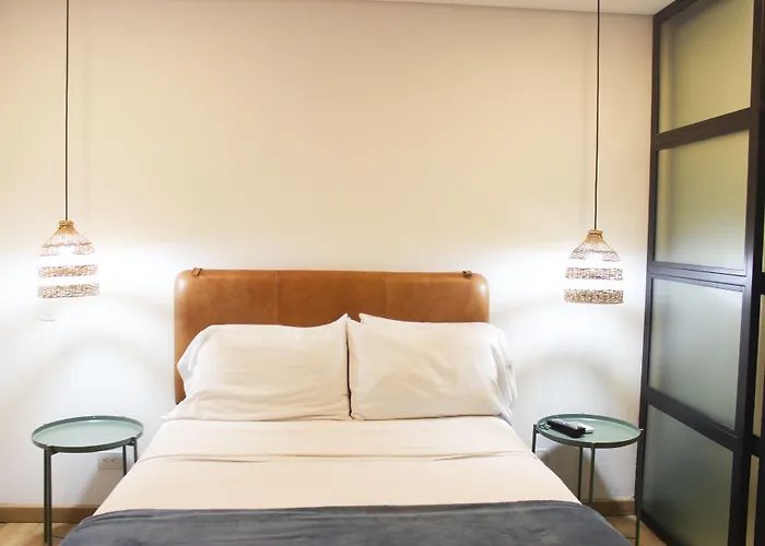 574 Hotel