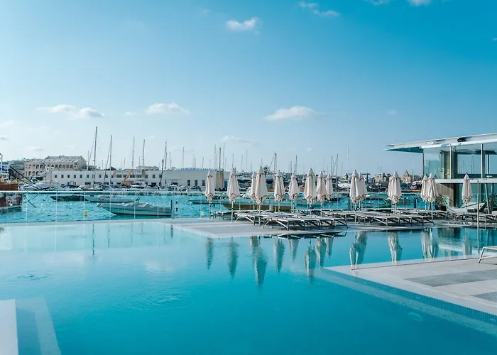 Azur Hotel By St Hotels