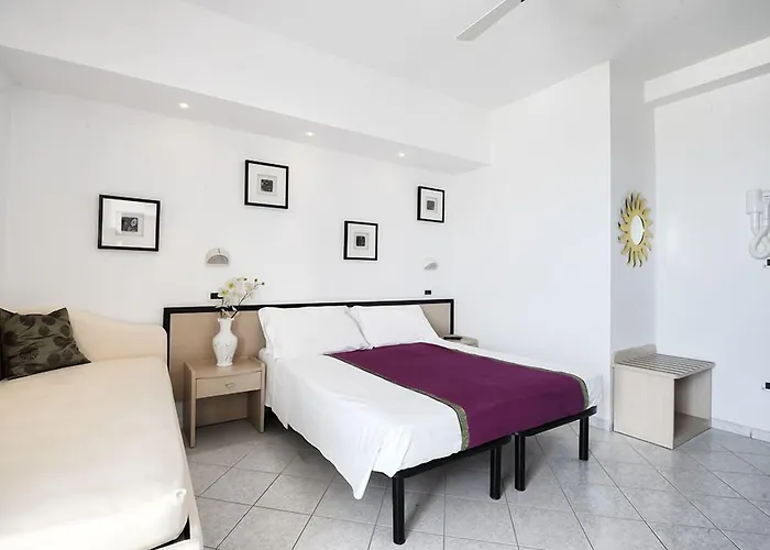 Hotel Thea
