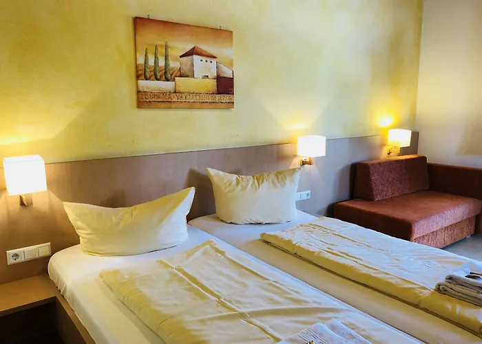 Hotel - Restaurant Hirschen - Werneths Landgasthof Beim Europa- Park Rust