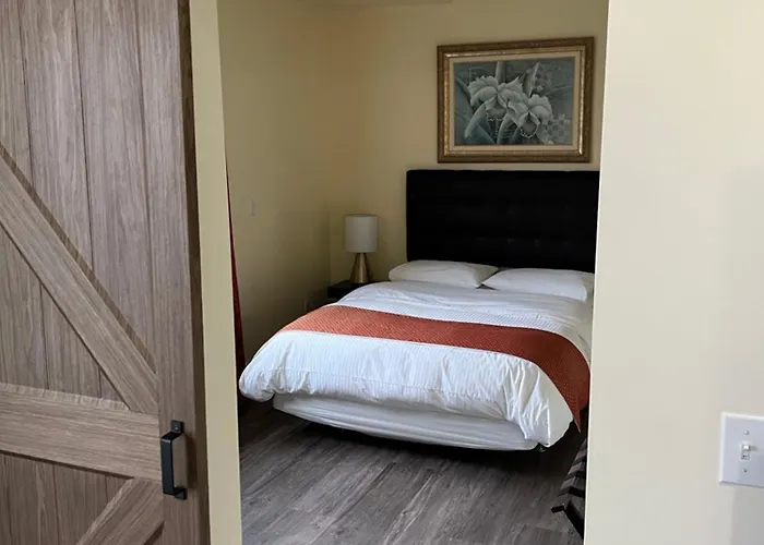 Grey Rose Suites
