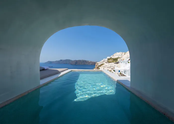 Echoes Luxury Suites (Adults Only)