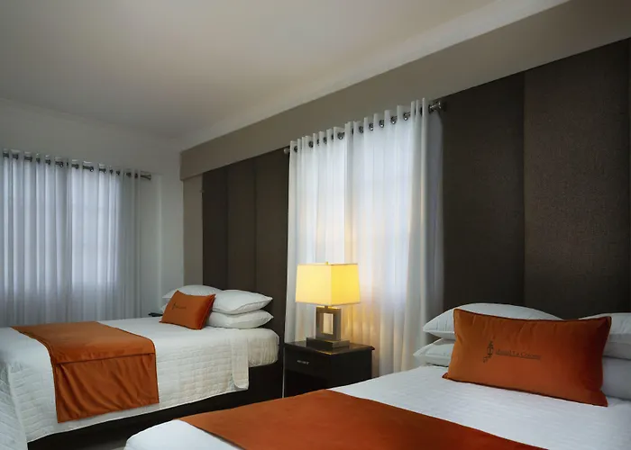 Hotel La Colonia