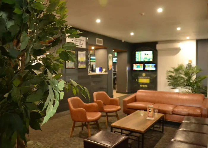 Garden Hotel