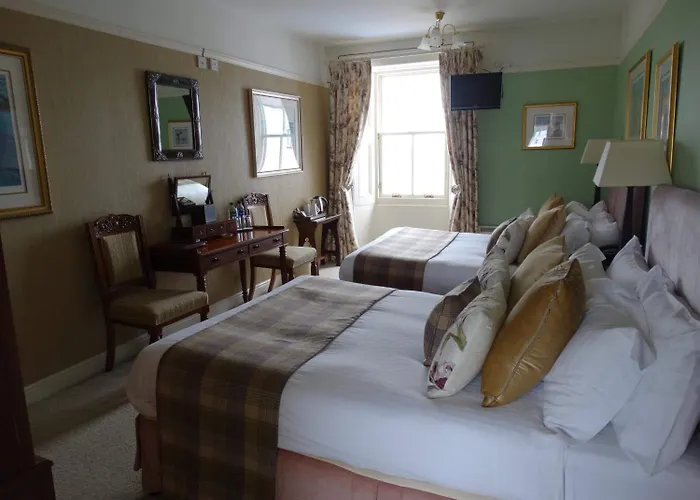 Port Charlotte Hotel