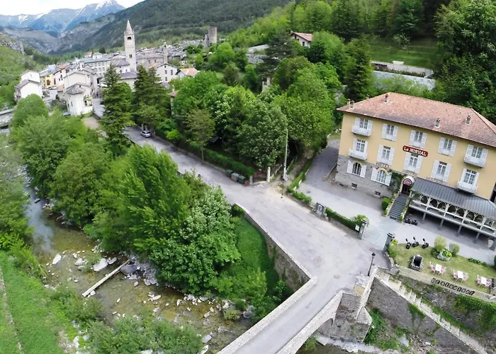 Le Mirval