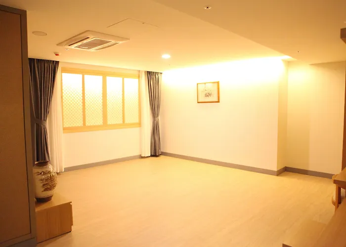 Hotel Dongbang
