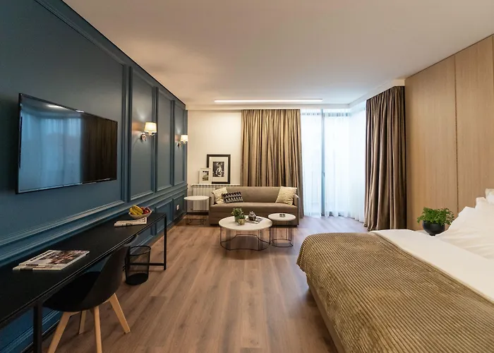 Votre Hotel