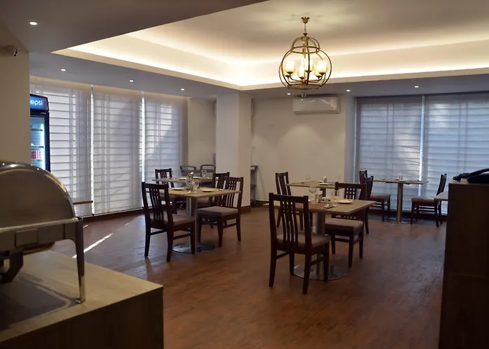 Priyo Nibash Stylish Residential Hotel