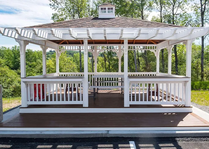 Microtel Inn & Suites By Wyndham Amsterdam Ny